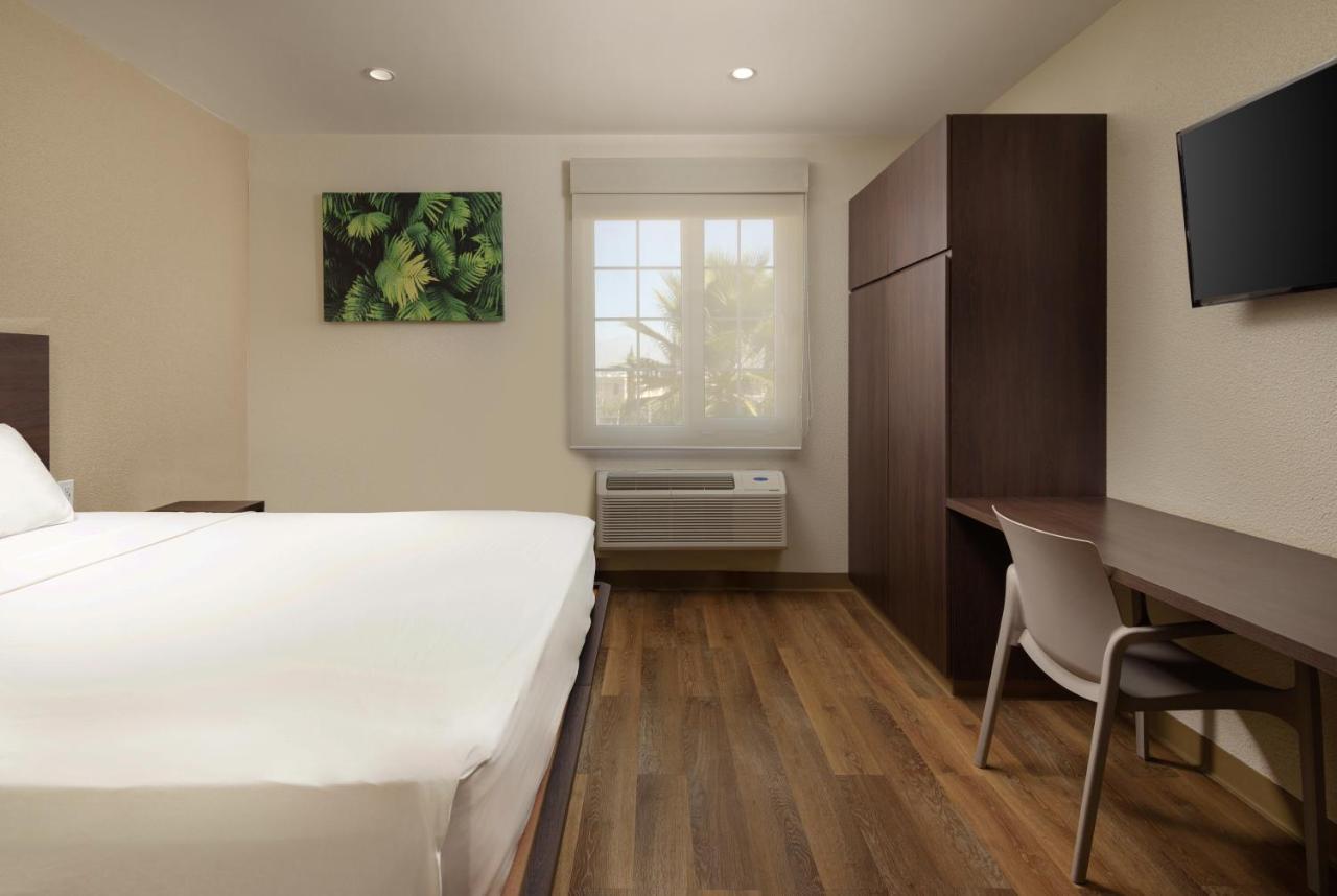 Extended Suites Queretaro Juriquilla Jurica Exterior photo