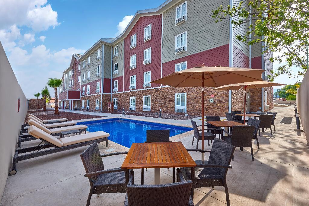Extended Suites Queretaro Juriquilla Jurica Exterior photo